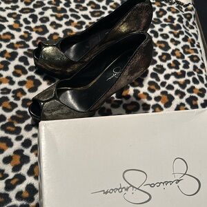 Jessica Simpson hills